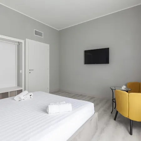 Hostly-The Happya Lodge-By San Giovanni Laterano Roma Esterno foto