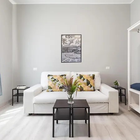 Hostly-The Happya Lodge-By San Giovanni Laterano Roma Esterno foto